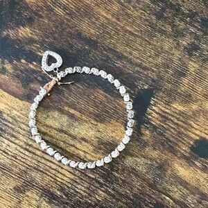 Gold diamond tennis bracelet